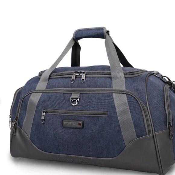 Waterproof Bottom - NWTs SwissTech Blue Excursion 24" Travel Duffel Luggage Bag - Picture 4 of 7